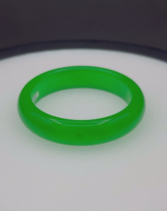 Bangle | Emerald Green Jade | 59.5mm