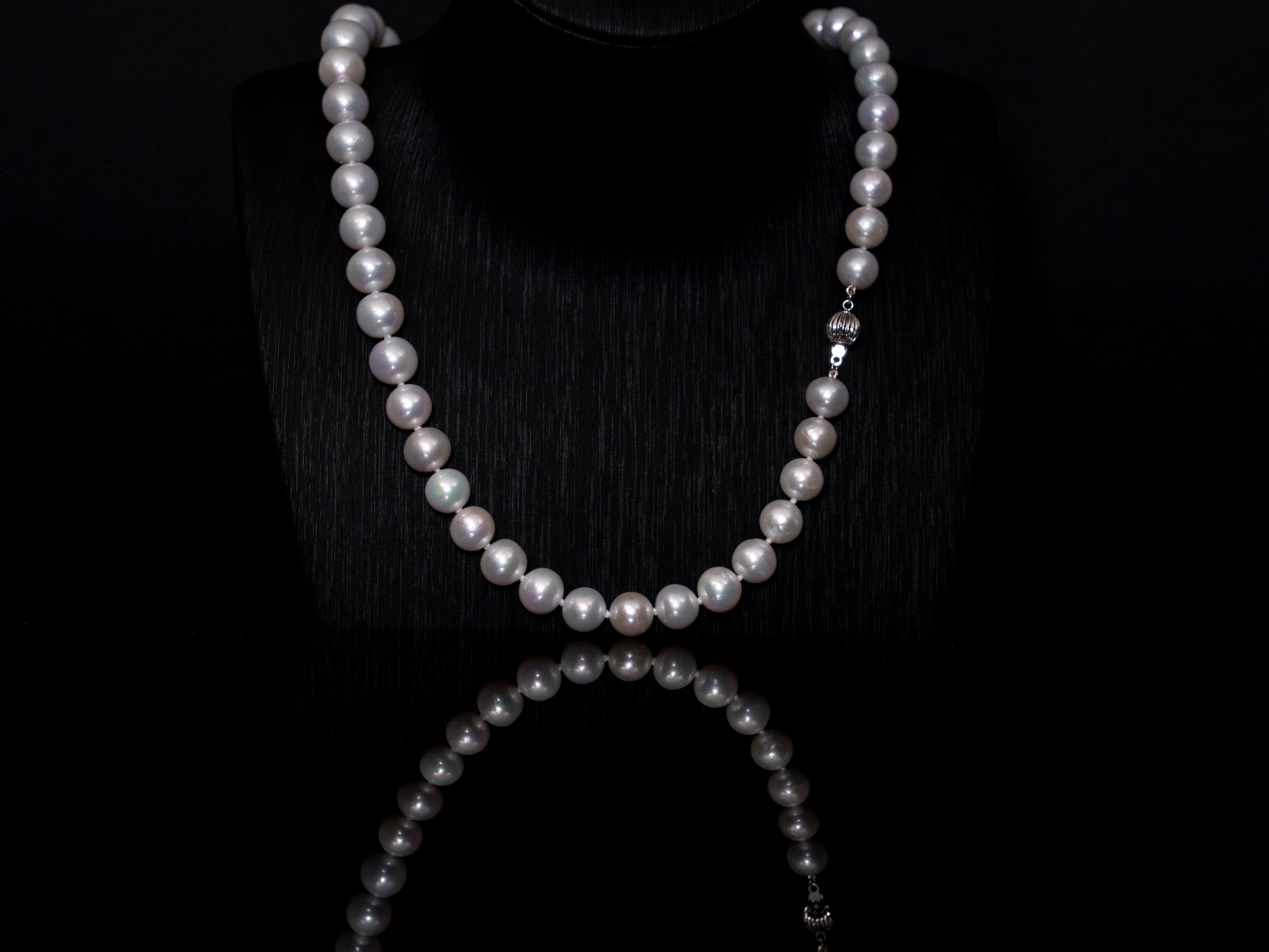 21.5" South Sea White Pearl Necklace | AAAAA Grade | 14K (white-gold) Clasp [cn007]