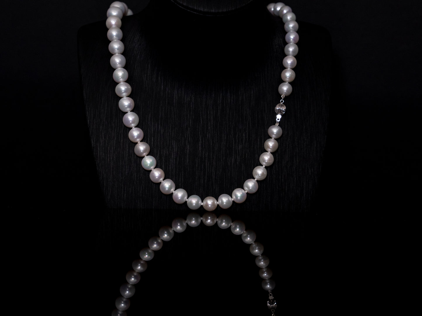 21.5" South Sea White Pearl Necklace | AAAAA Grade | 14K (white-gold) Clasp [cn007]