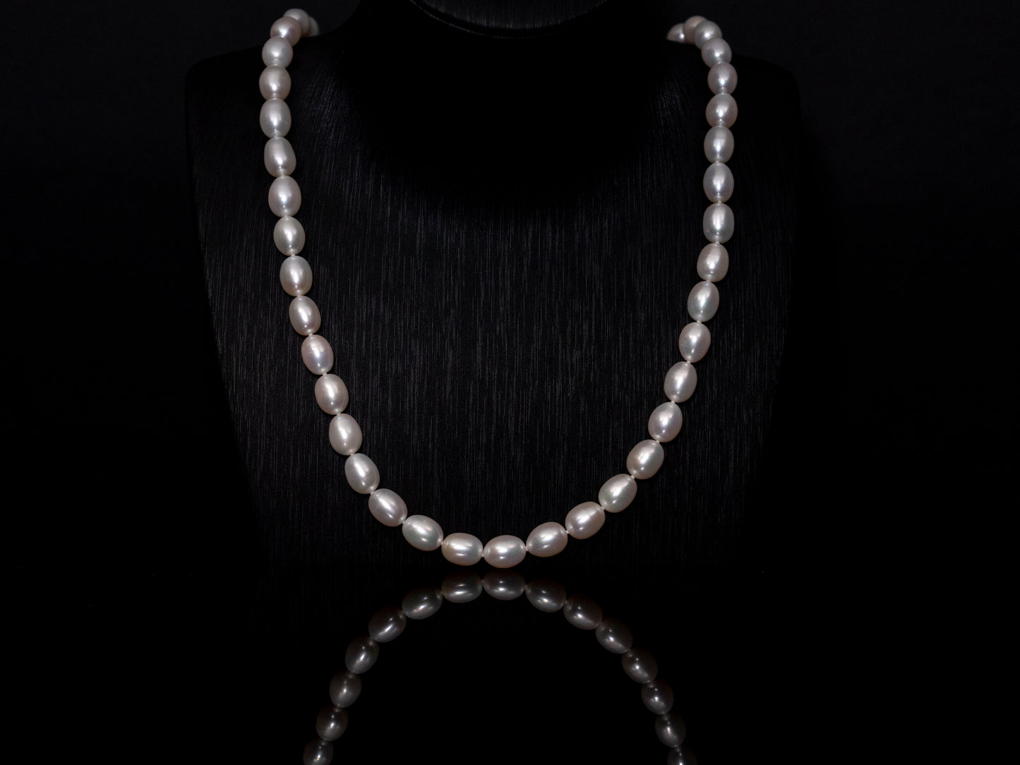 26" Oval Baroque White Pearl Necklace | AAAAA Grade | *No Clasp [cn083]