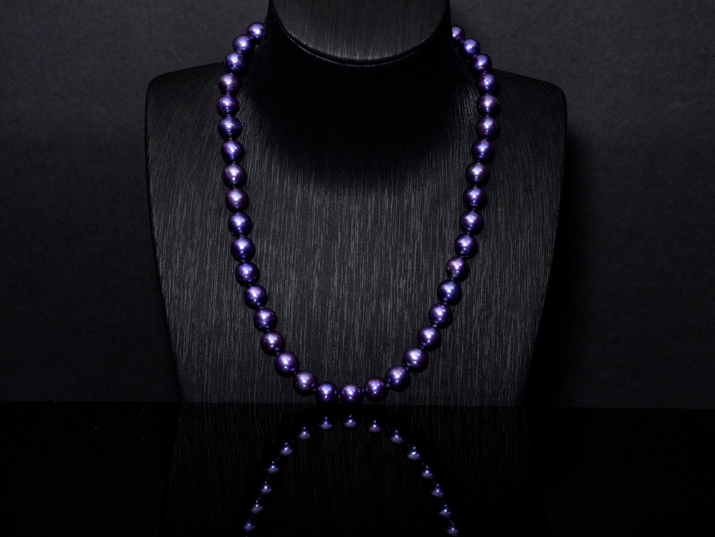 17.5" Tahitian Purple Pearl Necklace | AAAAA Grade | 14K Clasp [cnT037]
