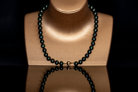 16" Tahitian Dark Green Pearl Necklace | AAAAA Grade | 14K Clasp [cnT029]