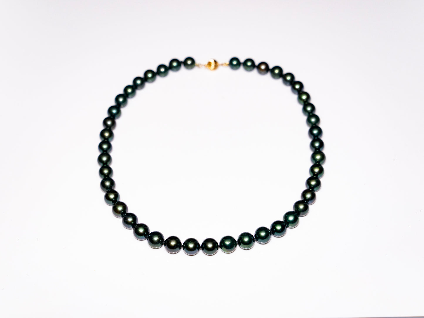 16" Tahitian Dark Green Pearl Necklace | AAAAA Grade | 14K Clasp [cnT029]
