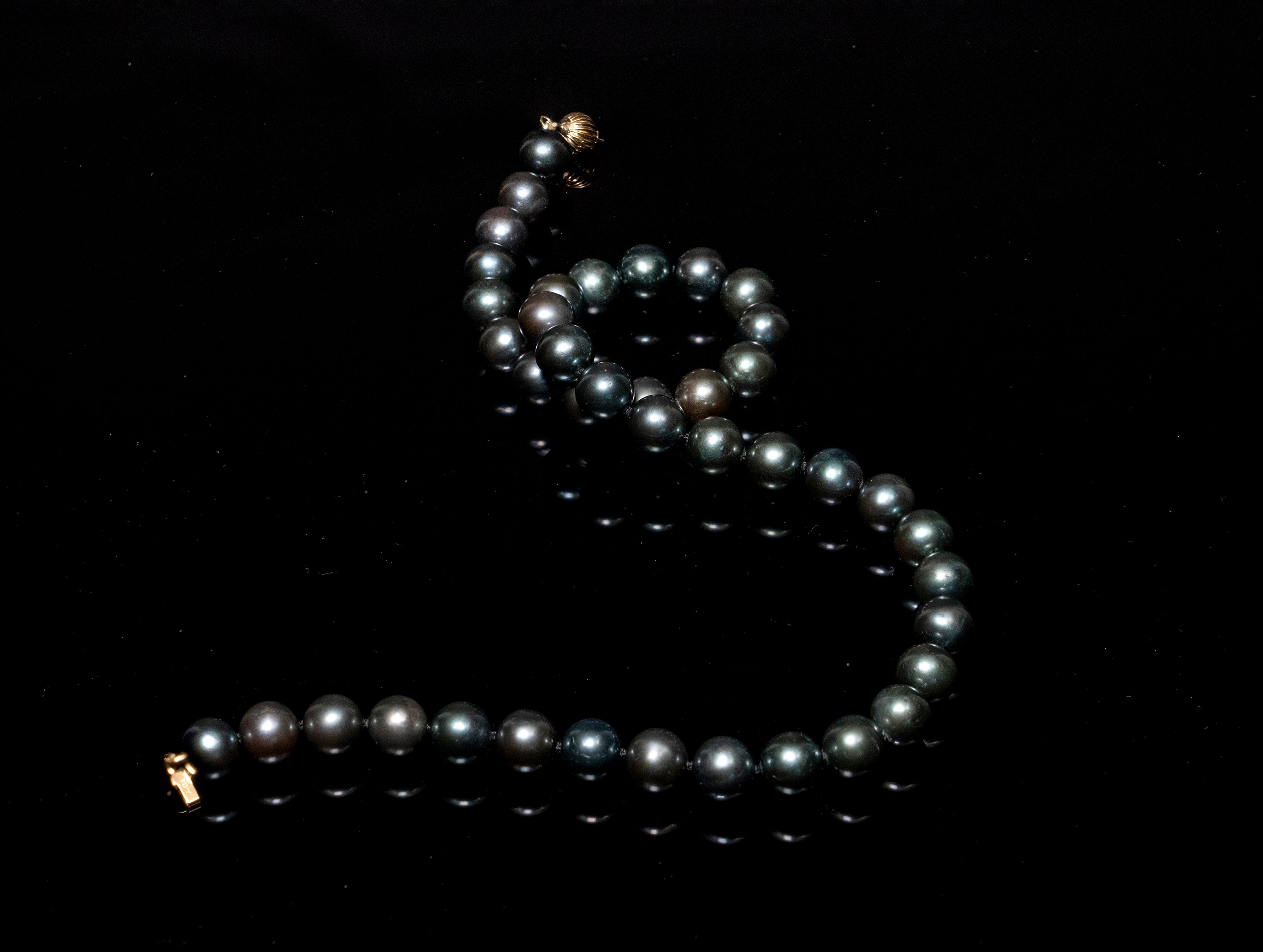 16" Tahitian Grey-Green Pearl Necklace | AAAA Grade | 14K Clasp [cnT030]