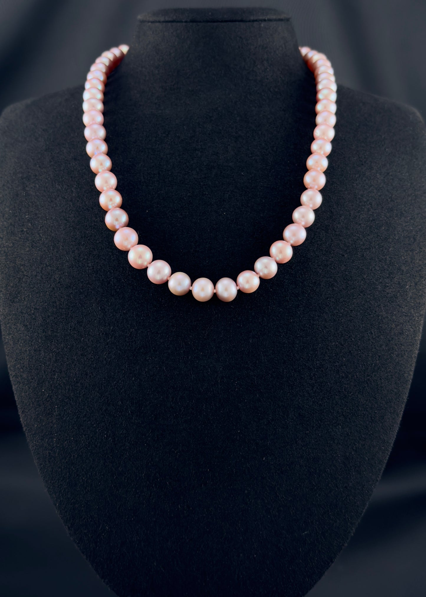 18" South Sea  Lavender Pearl Necklace | AAAAA Grade | 14K Clasp
