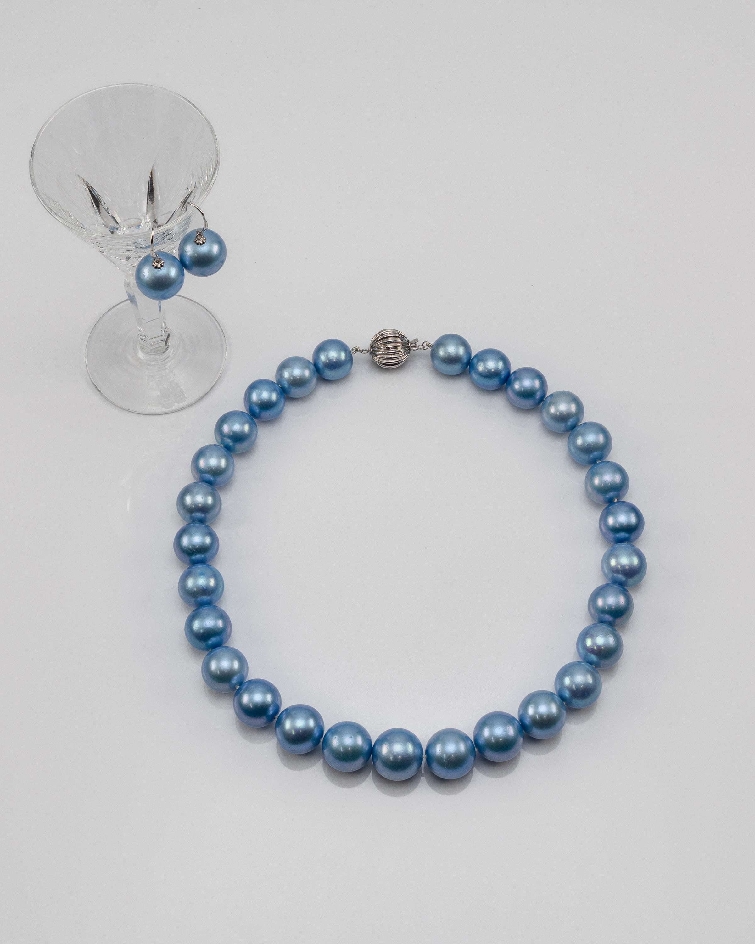 Drop Earrings | South Sea Cultured Pearl | Intense Blue | AAAAA Grade | 18K [ed025]