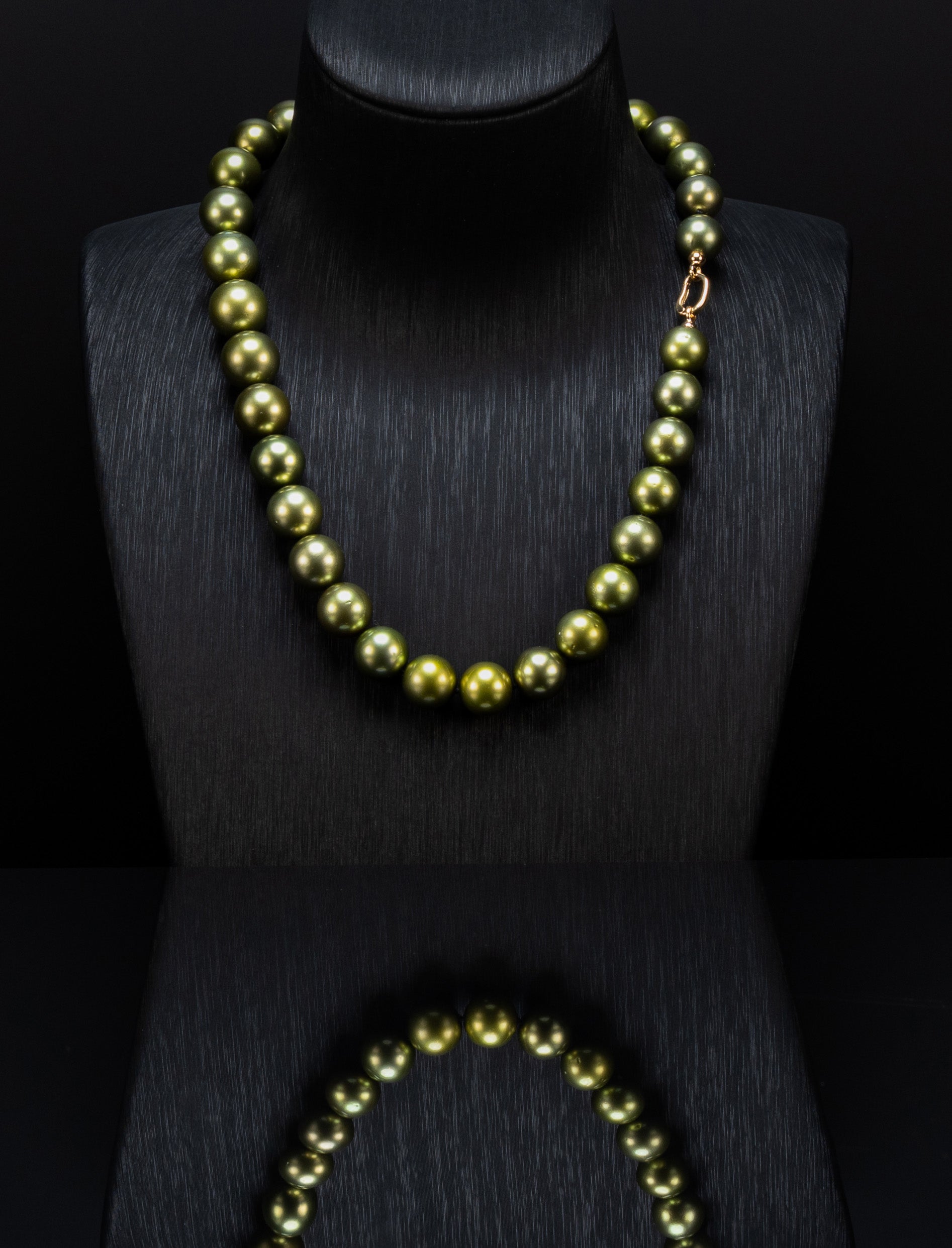 17.5“ Tahitian Pistachio Pearl Necklace｜ TOP ｜ 18K Clasp [cnTp103]
