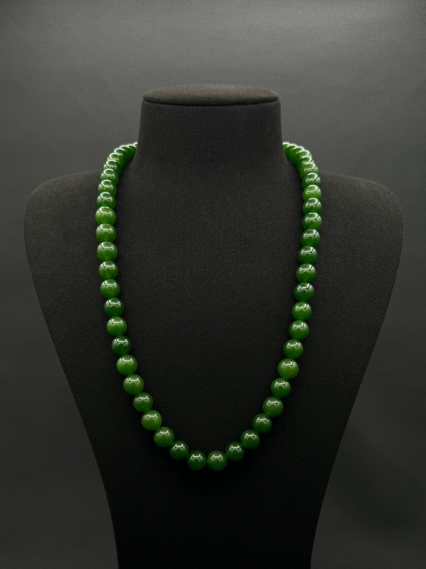 23" Emerald Green Jasper Stone Necklace | Silver-Plated