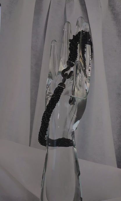 18" Black Spinal Necklace | Plated Clasp
